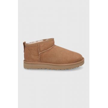 UGG cizme de zăpadă din piele întoarsă Classic Ultra Mini culoarea maro 1116109-CHE